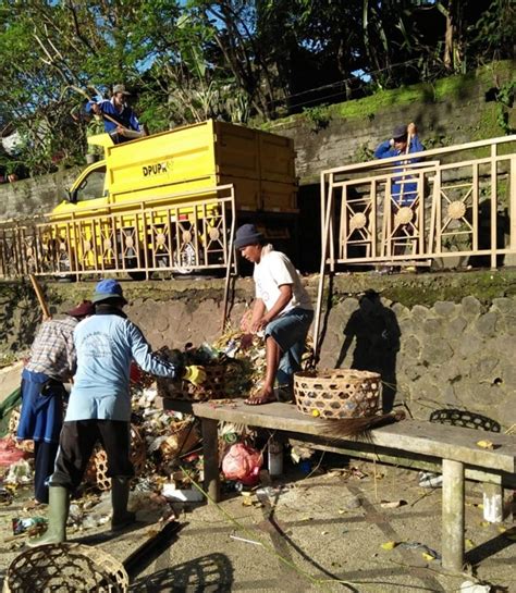 Dinas Pupr Kota Denpasar Rutin Lakukan Pembersihan Sungai Serta Saluran