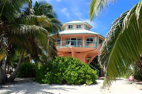 10 Unmissable Things To Do In Caye Caulker Belize The Whole World Or