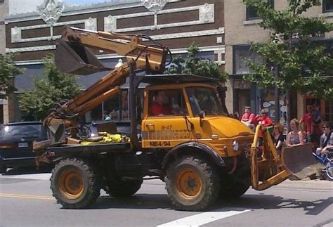 Unimog With Backhoe And Front Blade Assembly Miks Pics Unimog 4x4