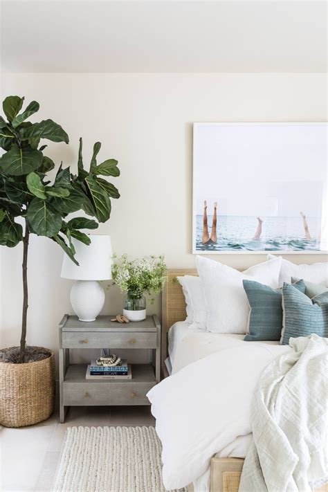 Modern Beach Condo Decor: Transform Your Space with These Trendy Tips!