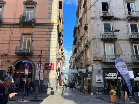 Neapol Chrystus w chuście i centrum historyczne z przewodnikiem