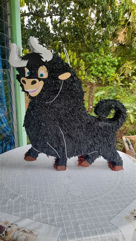 Pi Ata El Toro Ferdinand Fiesta Infantil Vaquera Ferdinand El Toro