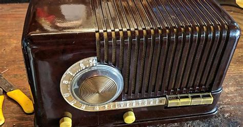 Restored Silvertone Radio The Dial String Was Snapped And A Real Pain To Fix Album On Imgur