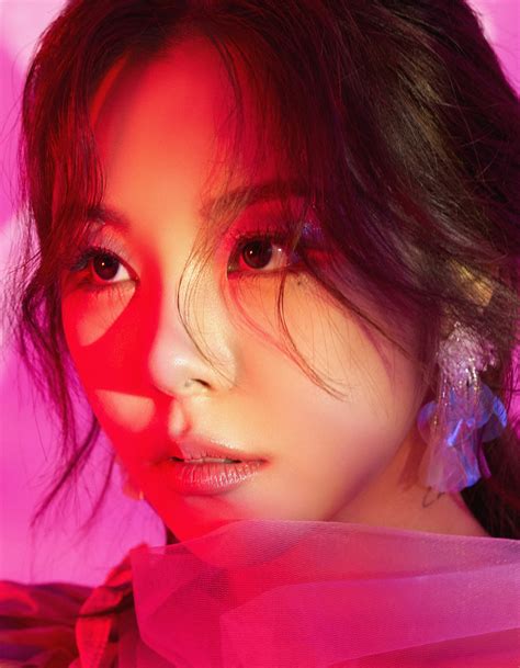 Wheein Opens Up About MAMAMOO Leaving RBW And Her Next Era Teen Vogue