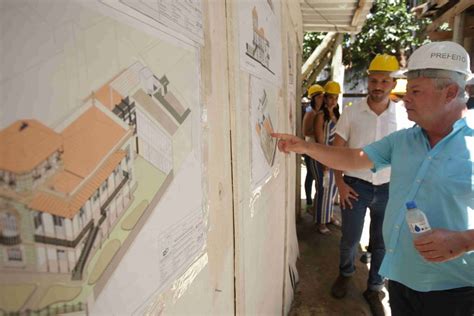 Prefeito Axel Grael Visita Obras De Restaura O Da Casa Norival De