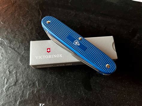 Electrician New Run Victorinox Limited Edition Blau Alox Neu Kaufen