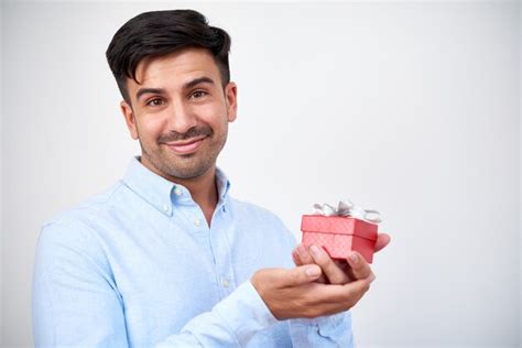 Free Photo Man Holding A Gift Box