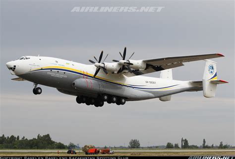 Antonov An-22A Antei - Antonov Airlines (Antonov Design Bureau ...