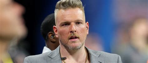 Pat Mcafee Could Leave Espns ‘college Gameday Because Half Of America