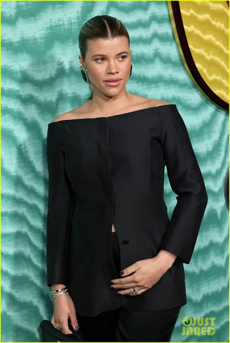 Sofia Richie Cradles Her Growing Baby Bump In First Red Carpet