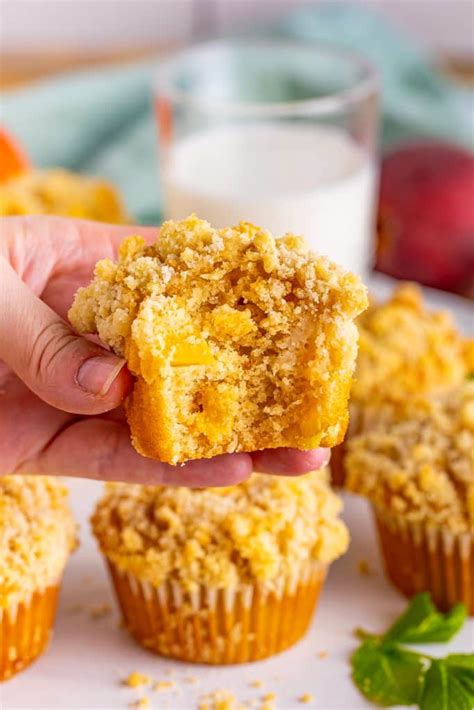 Fresh Peach Muffins Recipe With Crumble Topping