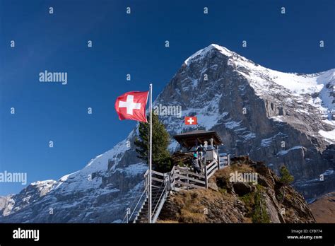 Suiza Europa Kleine Scheidegg Bandera Monta A Monta As Cant N De