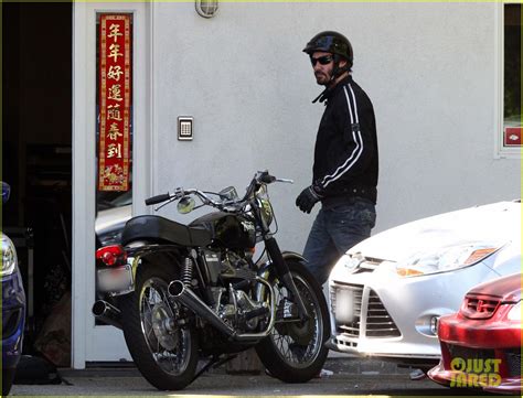 Keanu Reeves Is A Biker Dude Photo 2748430 Keanu Reeves Pictures