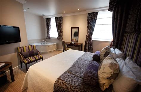 Classic Rooms | Ringwood Hall Hotel | Derbyshire