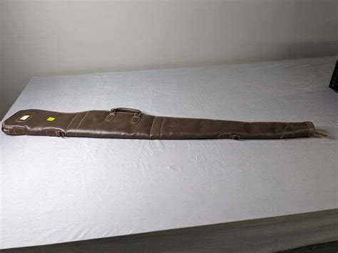 Browning Leather rifle / shotgun case 54" long - South Auction