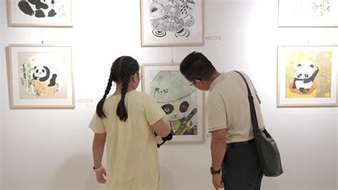 Pameran Lukisan Karya Anak Muda China Singapura Hello Panda Dibuka Di