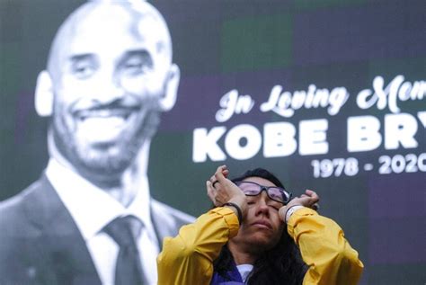 Kobe Bryant Diabadikan Jadi Nama Alun Alun Kota Masa Kecil Republika