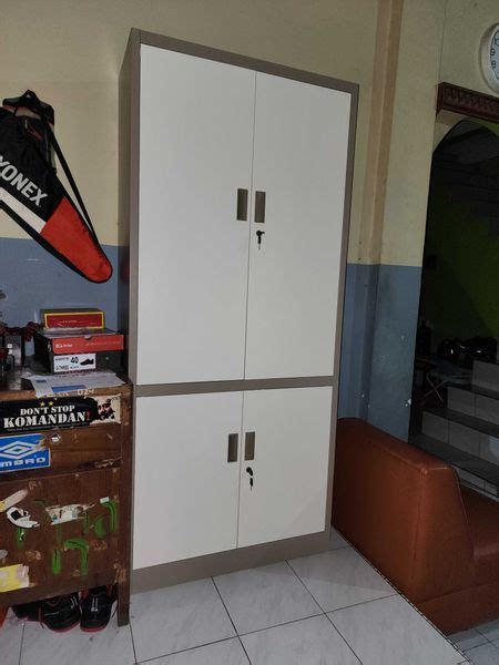 Jual Informa Kiev Lemari Arsip Kantor Metal 4 Pintu Cokelat Terbaik