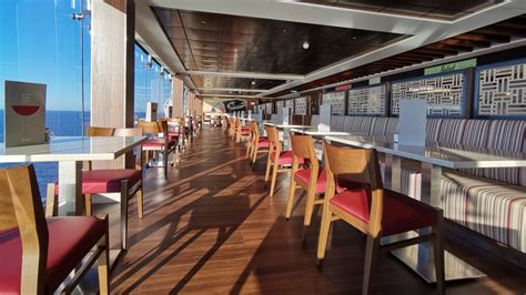 dinner  served  guide   restaurants  board msc bellissima