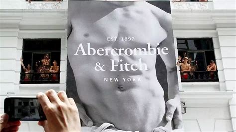 Acusan Al Ex Ceo De Abercrombie And Fitch Y A Su Pareja De Participar En