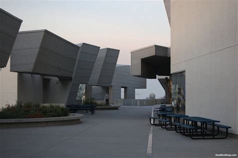 ArchitectureWeek Great Buildings Image - Diamond Ranch High School ...