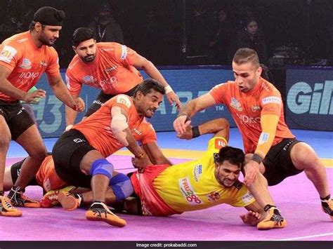 Pro Kabaddi League: U Mumba Break Gujarat Fortunegiants Jinx, Dabang ...