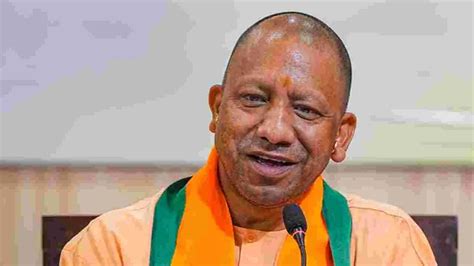 Yogi Adityanath రాహుల్‌కు ఇప్పటికీ పరిపక్వత రాలేదు యోగి Rahul