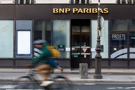 Bnp Paribas Exits Bond Arranging For New Oil Gas Ventures Bloomberg