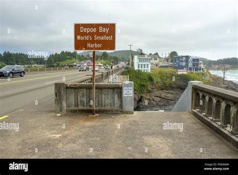 Depoe bay whale watching center hi-res stock photography and images - Alamy