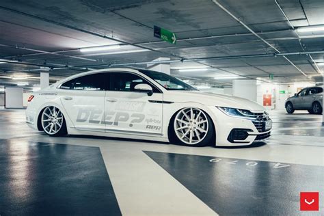 Mega Fett Vw Arteon Von How Deep Auf Vossen Alus