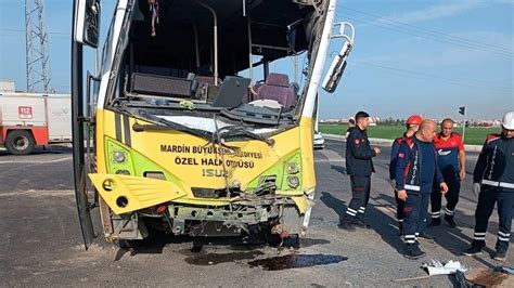 Mardin de yolcu otobüsü ile tır çarpıştı Çok sayıda yaralı Dünya