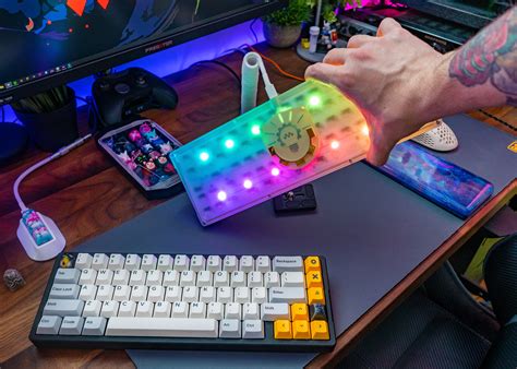 rgb underglow keyboards are my weakness : r/MechanicalKeyboards