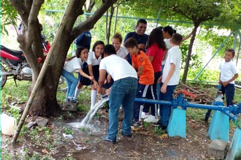 Restablecen Servicio De Agua En Comunidades De San Lorenzo Radio La