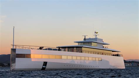 Steve Jobs Yacht Venus