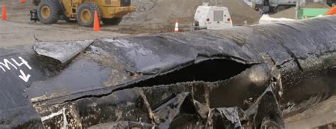 sudden rupture  oil pipeline wikipedia  scientific diagram