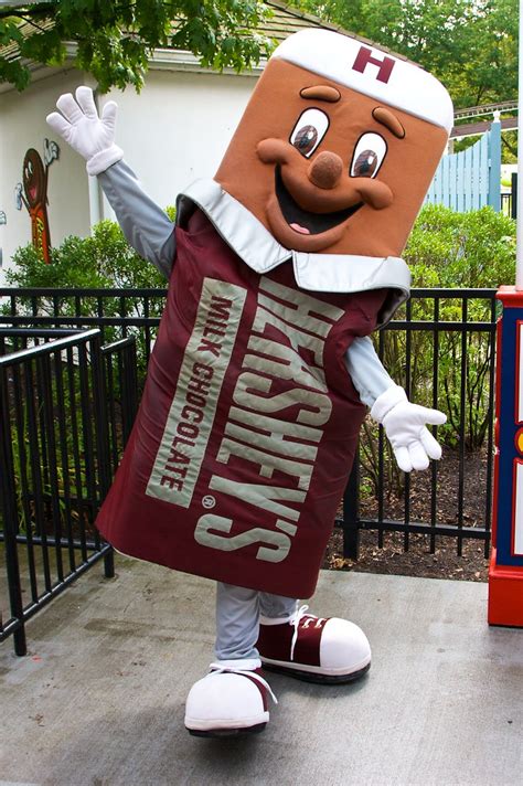 Hershey At Disney Character Central