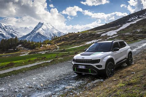 Jeep Avenger 4xe Hybrid Added To Avenger Line Up Nz Autocar