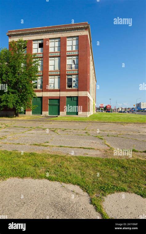 21 Wayne Michigan Ford Plant Neenanatanem