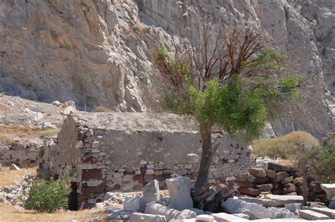 Early Christian Basilica Of Ayia Eirini Perissa Santori Flickr