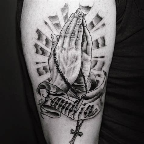 45 Images OF Praying Hands Tattoos - Way to God Check more at http://tattoo-journal.com/25 ...