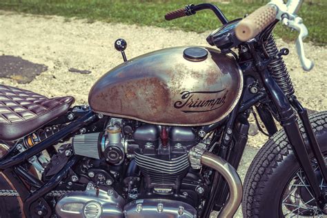 Triumph Bobber Springer Front End