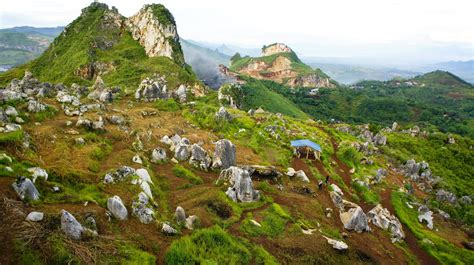 Wisata Alam Stone Garden Padalarang Bandung Barat