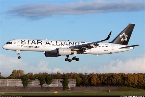 Boeing 757 224 Star Alliance Continental Airlines Aviation Photo