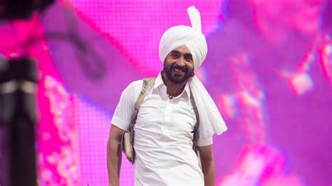 Diljit Dosanjh Brings Bhangra To Jimmy Fallons The Tonight Show