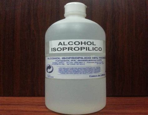 Cómo usar alcohol isopropílico en sencillos pasos