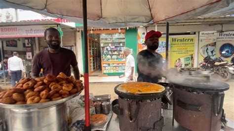 Two Best Friends From School Days Prepare Tastiest Mysore Masala Dosa