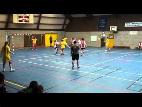 Handball 15 Filles Trebeurden Landi Lampaul 15 Jan 11 1er Tiers