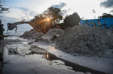 Huracán Beryl se fortalece a categoría 3 cerca de las costas de México