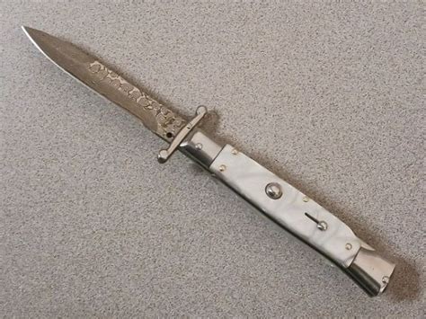 Akc 9 Inch Swinguard Italian Stiletto Automatic Knife Pearl White Damascus