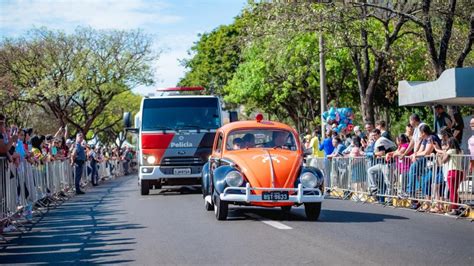 Desfile Cívico comemora os 201 anos da Independência Prefeitura